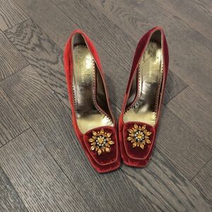 Elegant Red Velvet Women's Shoes with Embellished Detail